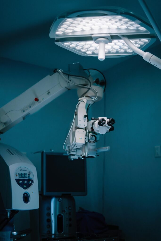 Guindolet Chirurgie Ophtalmologiste Paris Cornée